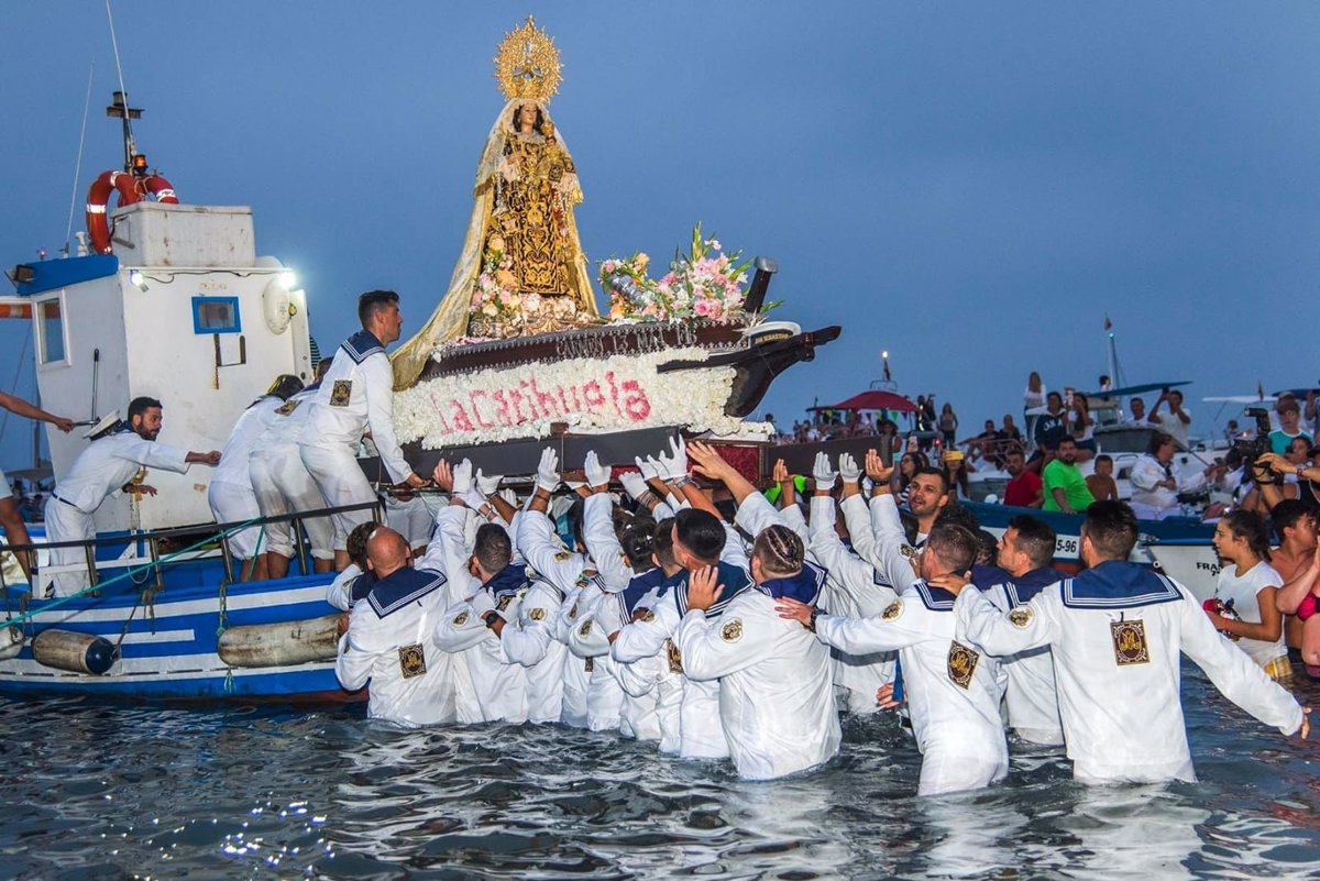 Fiestas de la Virgen del Carmen de La Carihuela, en Torremolinos, que ha solicitado su declaración de Interés Turístico de Andalucía